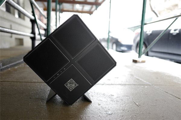 惠普高端Win10游戏台式机OMEN X简评：空机箱单卖4000元