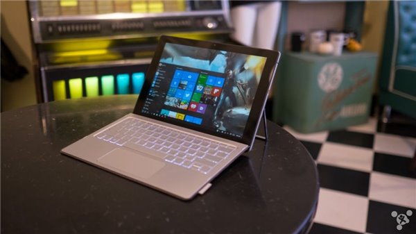 外媒评选7款最佳Win10二合一平板：微软Surface Pro 4领衔